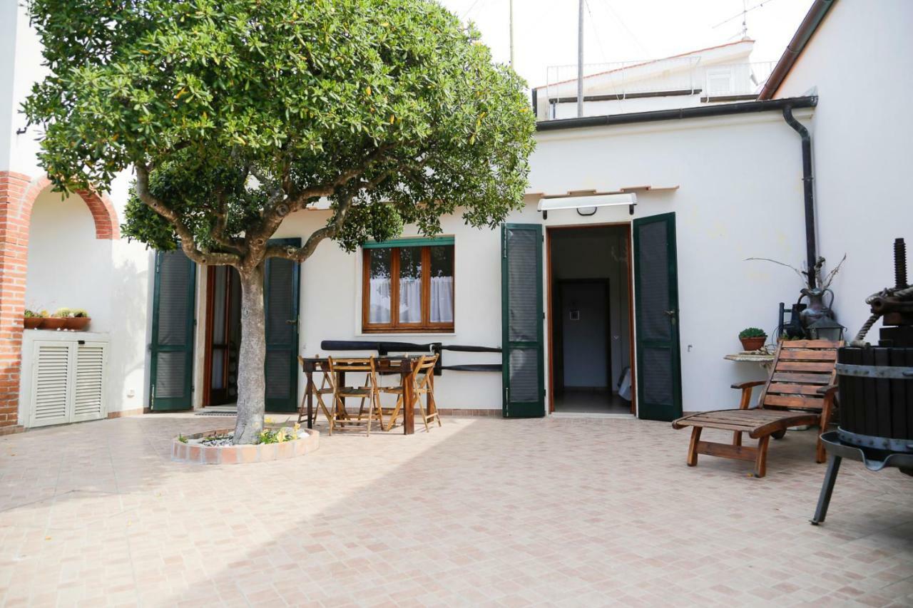 Villa Padulella Mare By Helloelba Portoferraio Exterior foto